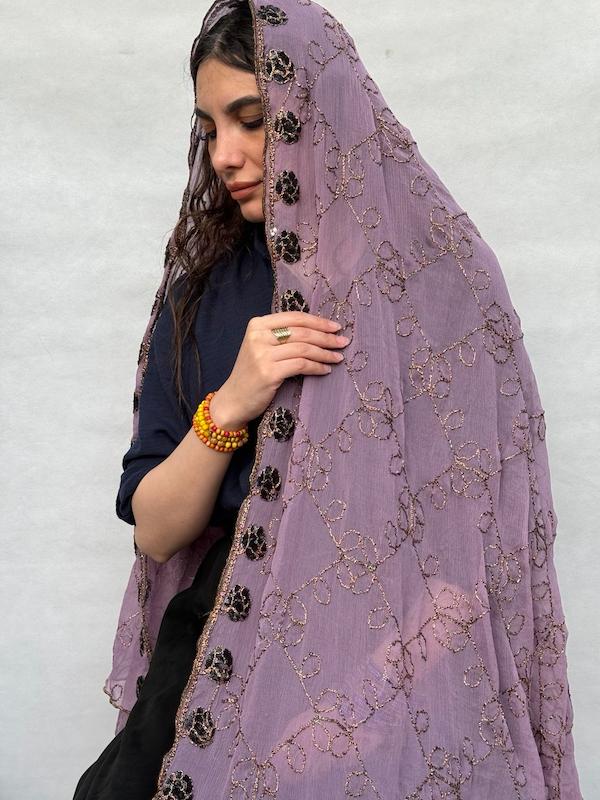 شال هندی گلرخ
