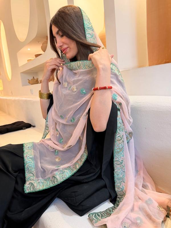 شال هندی گل دوزی صورتی روشن176