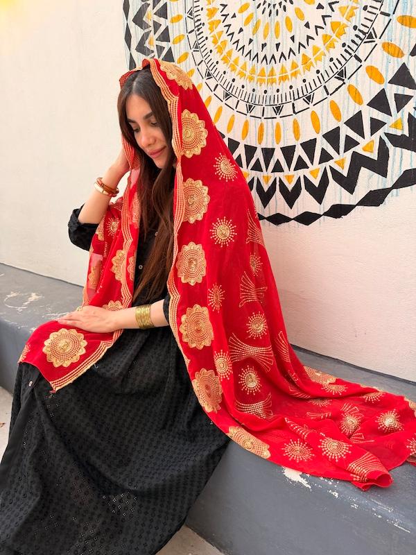 شال هندی قرمز پولک دوزی 195