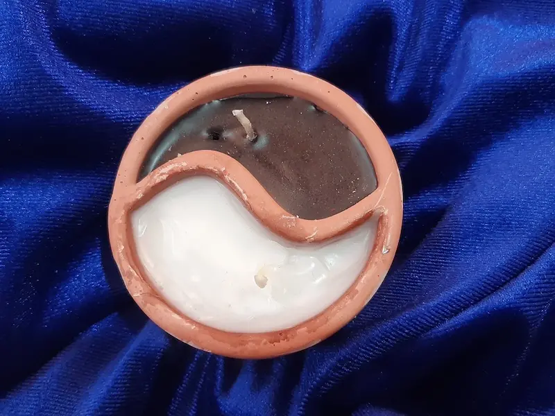 شمع یین و یانگ