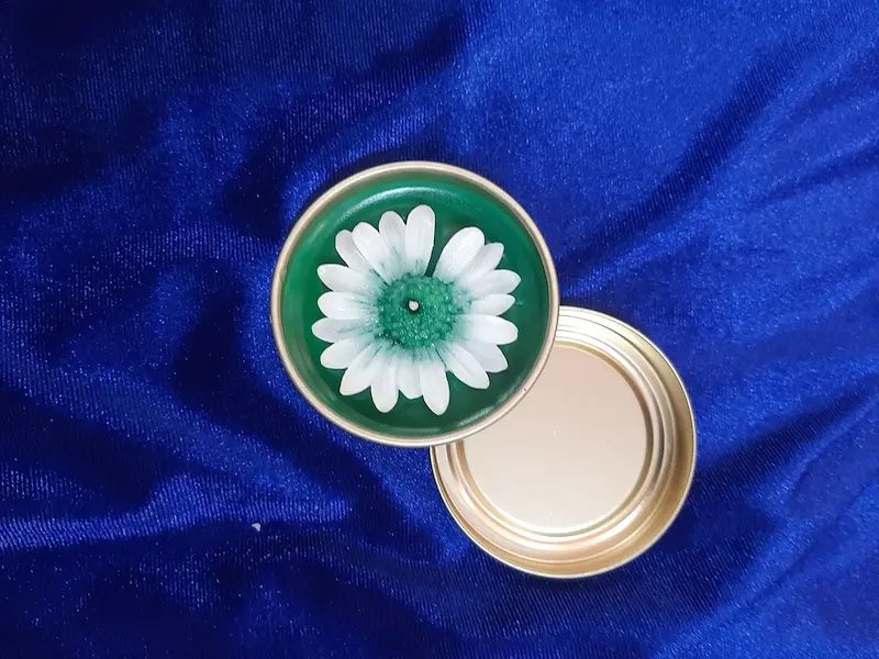 شمع بابونه معطر