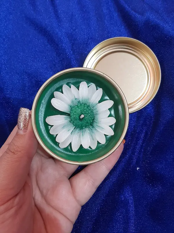شمع بابونه معطر