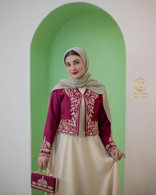 کت و سارافون ستیا 