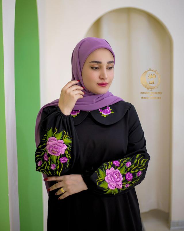 عبای زیبای نیلوفر 
