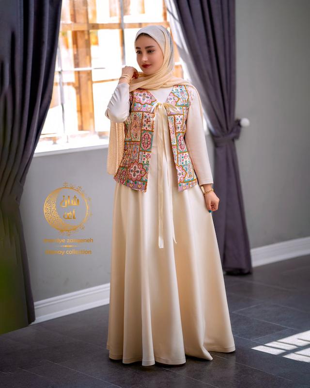 جلیقه و سارافون ملکه
