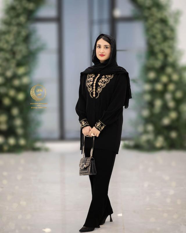 مانتو تک آیین 