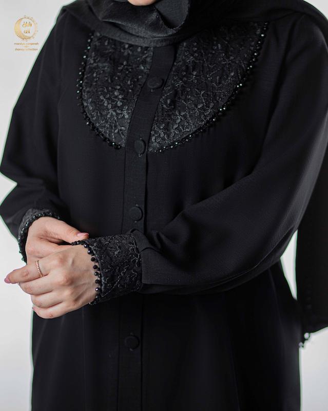 مانتو تک وقار