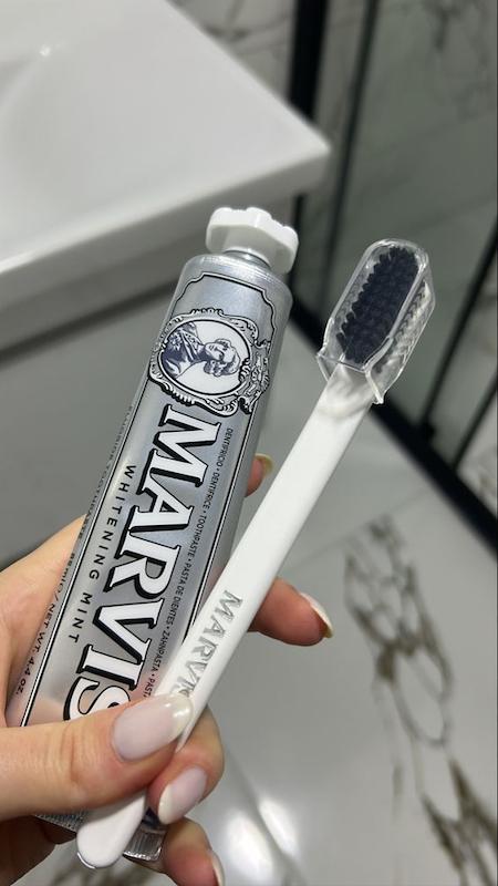 خمیر دندان مارویس