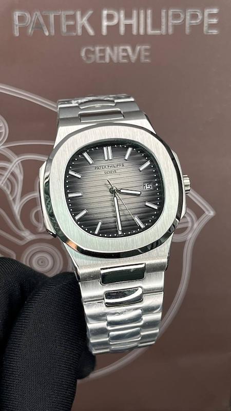پتک فیلیپ ناتیلوس باطری patek philipe