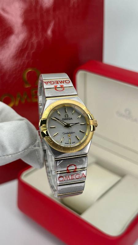 امگا کانسلیشن Omega constellation 