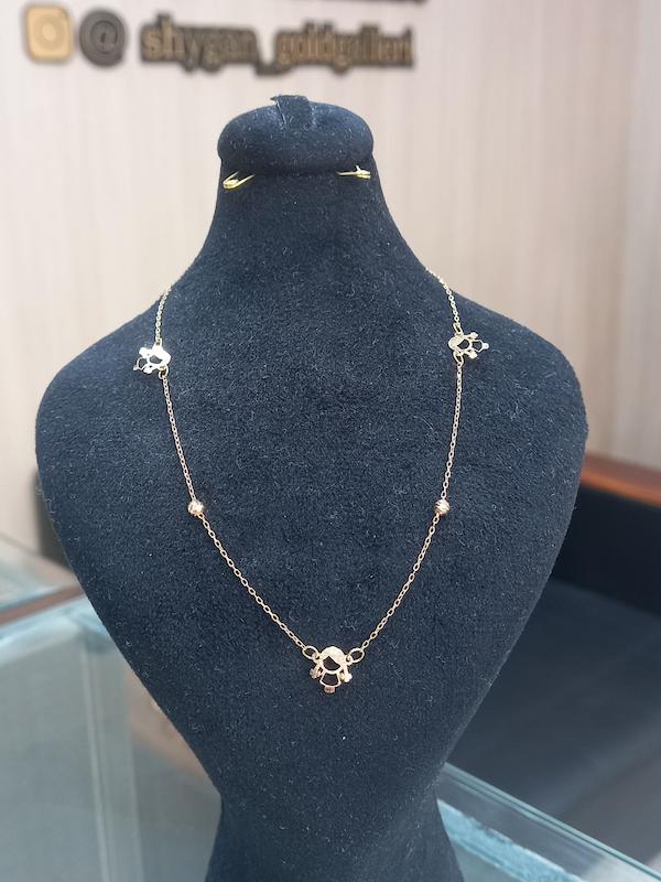 زنجیر عروسک 
