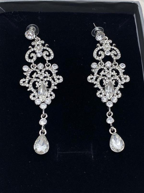 گوشواره جواهری اشکی ✨💎