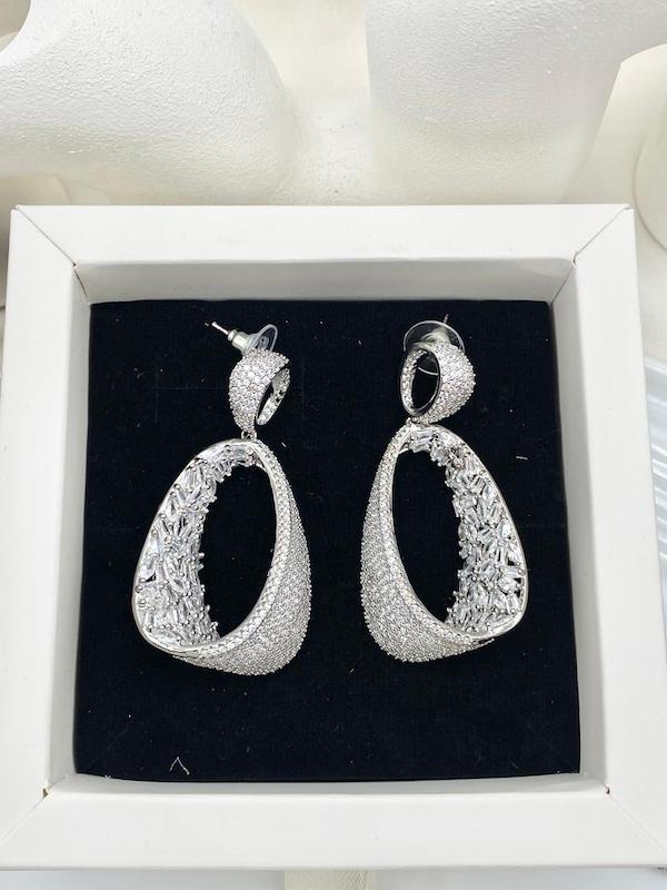 گوشواره جواهری استار✨