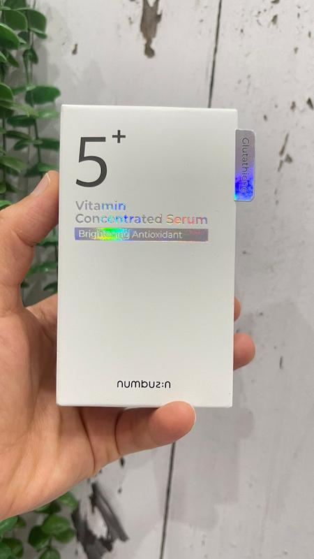 سرم شماره ۵ نامبوزین ضدلک و روشن‌کننده پوست | Numbuzin No.5 Vitamin Concentrated Serum