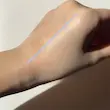 کرم ضد آفتاب ملایم راند لب (Gentle sunscreen for lips)