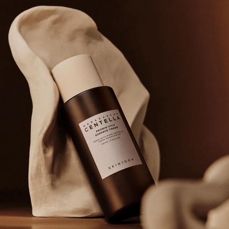تونر اسنس پروبیو سیکا سنتلا اسکین، 1004 | SKIN1004 Madagascar Centella Probio-Cica Essence Toner