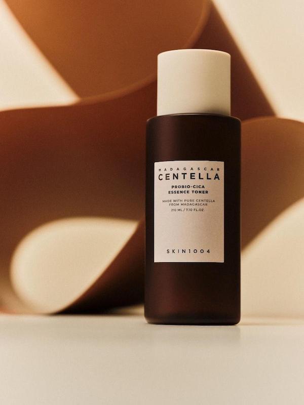 تونر اسنس پروبیو سیکا سنتلا اسکین، 1004 | SKIN1004 Madagascar Centella Probio-Cica Essence Toner
