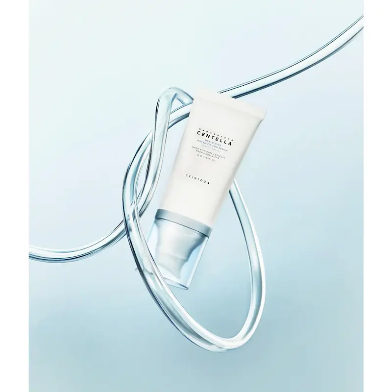 ضد آفتاب سنتلا اسکین 1004 بی رنگ SPF50 اصل