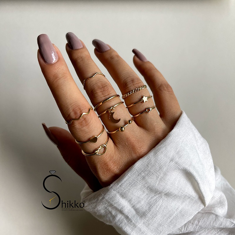 ست ماه اویز ط