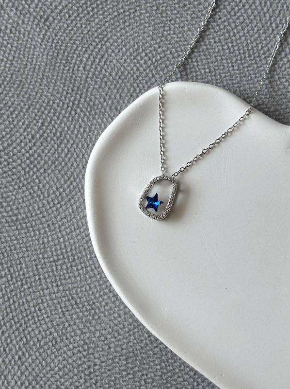 گردنبند ستاره