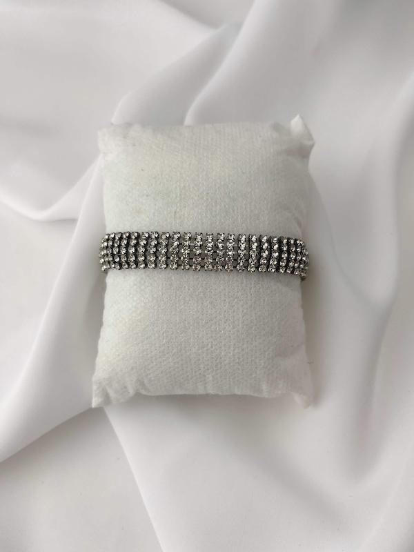 دستبند شش ردیفه کریستالی لاکچری – مدل Shine Line