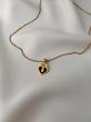 گردنبند طلایی آویز قفل قلبی مشکی – مدل مینیمال و دخترانه، مناسب استایل روزمره