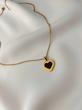 گردنبند قلب طلایی مشکی – نماد شیک‌پسندی و ظرافت واقعی