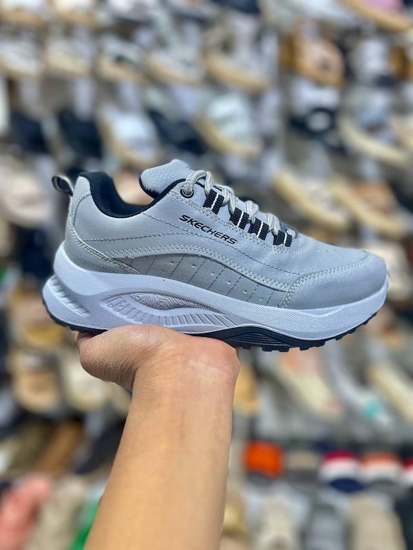 کفش زنانه و کفش پسرانه ایده ال مدل اسکیچرز پیاده روی