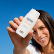 مایع ضد آفتاب روشن کننده بی رنگ اکتیو یونیفای ایزدین sunscreen Active Unifying Liquid lightening SPF 50 Isdin