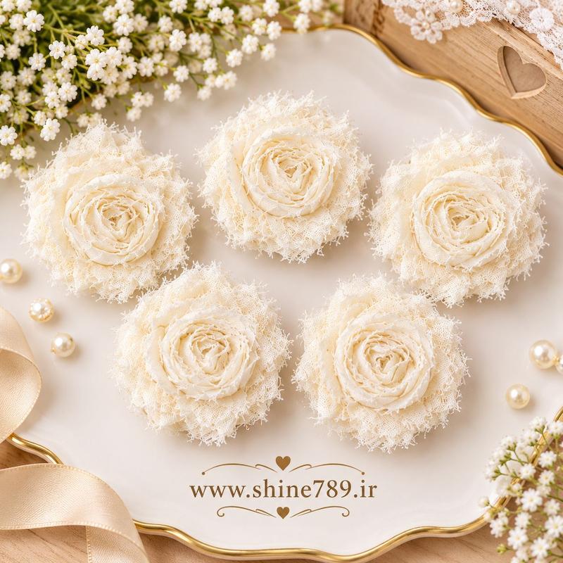 گل آماده پارچه ای ۵ عددی رنگ کرم و گلبهی 