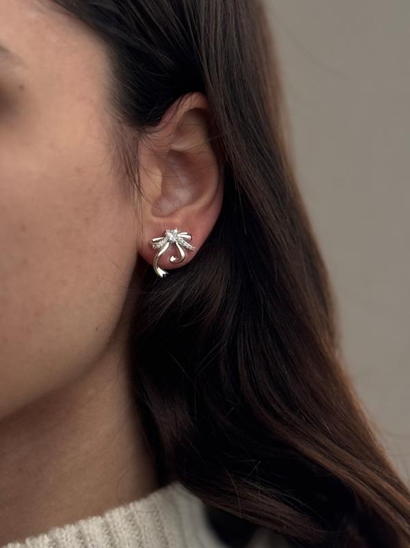 گوشواره پاپیون