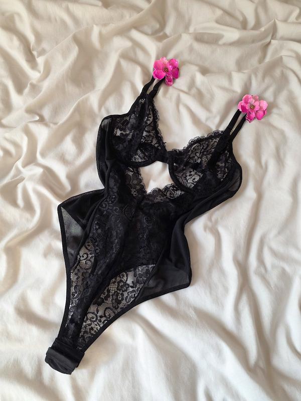 بادی مشکی floral