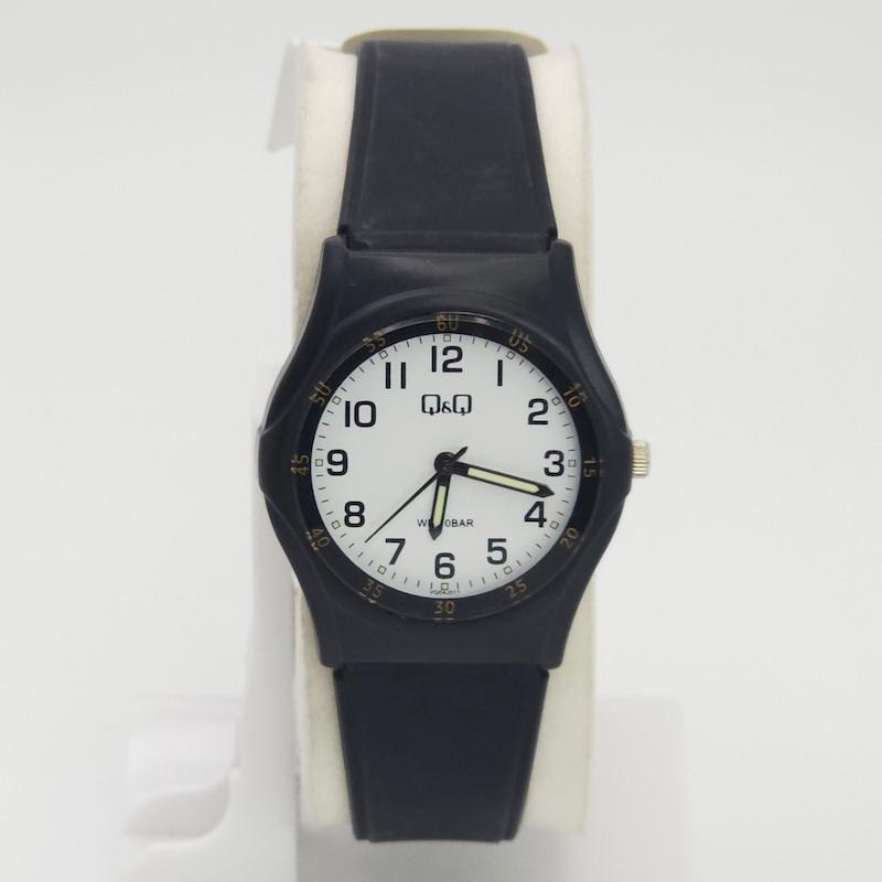 ساعت مچی مردانه کیو و کیو Q&Q موتور کوارتز ژاپن و فول پلاستیک رزین کد 4905