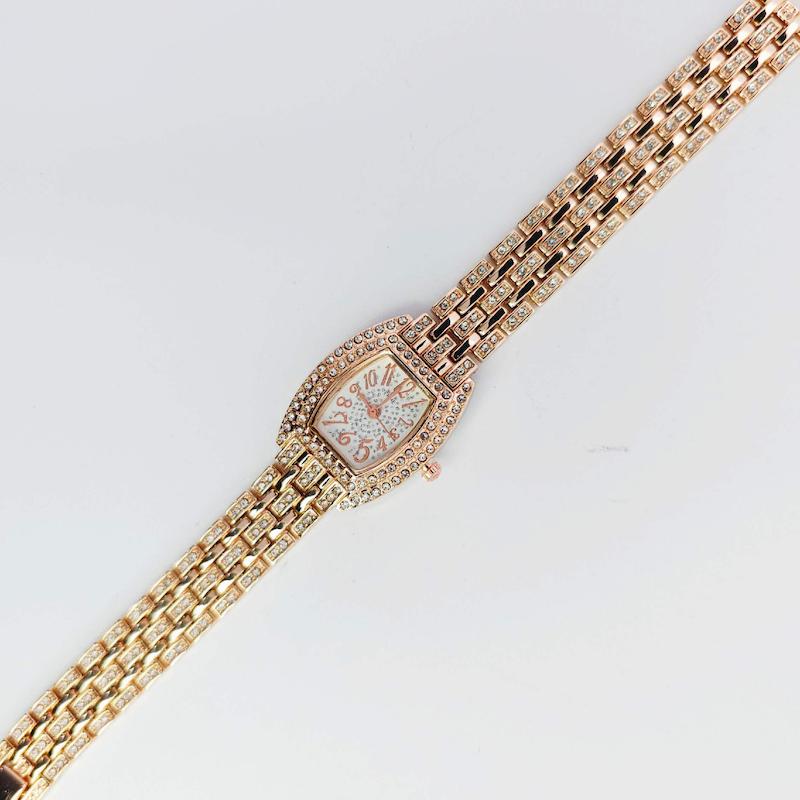 ساعت مچی زنانه مجلسی EHHE نگین دار با موتور کوارتز کد 1166