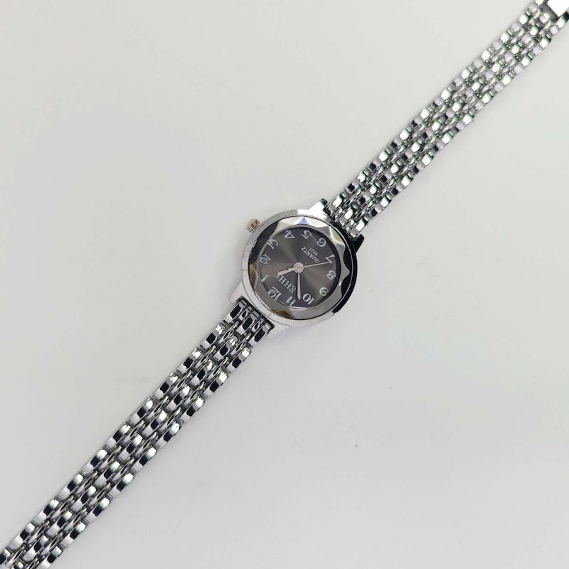 ساعت مچی زنانه مجلسی EHHE نگین دار با موتور کوارتز کد 1195