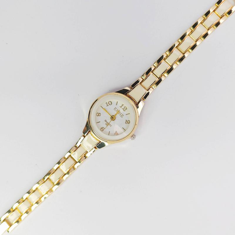 ساعت مچی زنانه مجلسی EHHE نگین دار با موتور کوارتز کد 1219