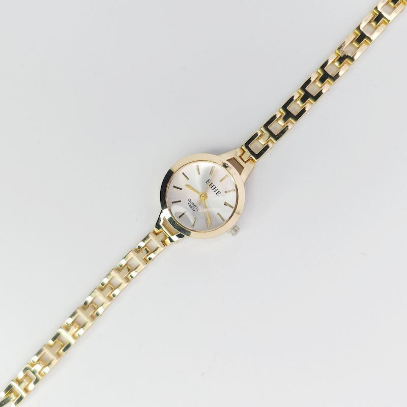 ساعت مچی زنانه مجلسی EHHE نگین دار با موتور کوارتز کد 1289