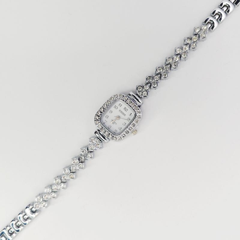 ساعت مچی زنانه مجلسی EHHE نگین دار با موتور کوارتز کد 1294