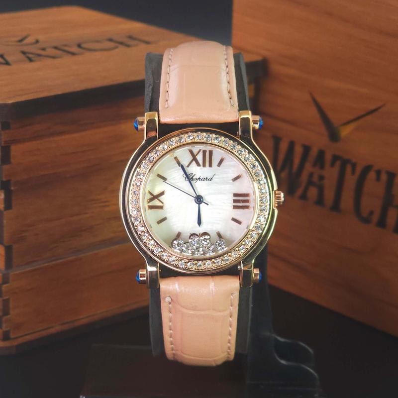 ساعت مچی زنانه چوپارد Chopard A896 با موتور کوارتز ژاپن و بند چرم کد 3812