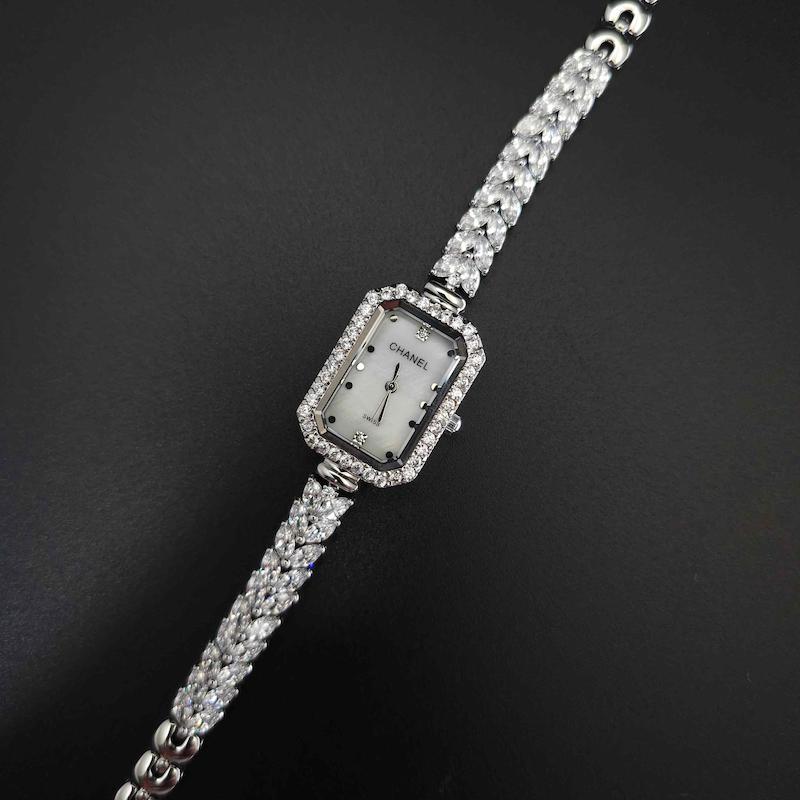 ساعت مچی زنانه چنل Chanel رنگ ثابت استیل316 با موتور کوارتز ژاپن کد 4252