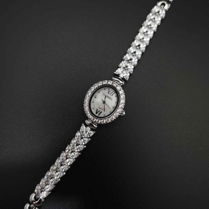 ساعت مچی زنانه چنل Chanel رنگ ثابت استیل316 با موتور کوارتز ژاپن کد 4256