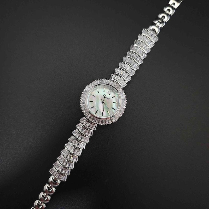 ساعت مچی زنانه دیور Dior رنگ ثابت استیل316 با موتور کوارتز ژاپن کد 4251