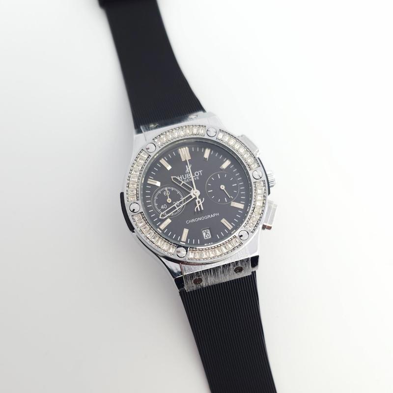 ساعت مچی زنانه هابلوت HUBLOT A919G با 3 موتور فعال کرنوگراف کد 3313