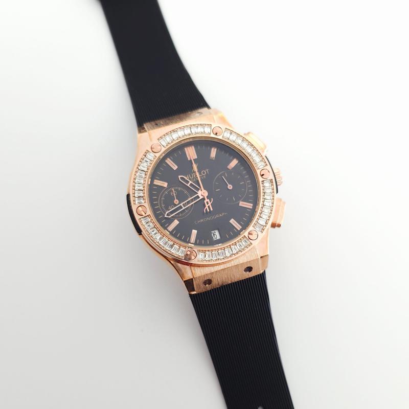 ساعت مچی زنانه هابلوت HUBLOT A919G با 3 موتور فعال کرنوگراف کد 3317