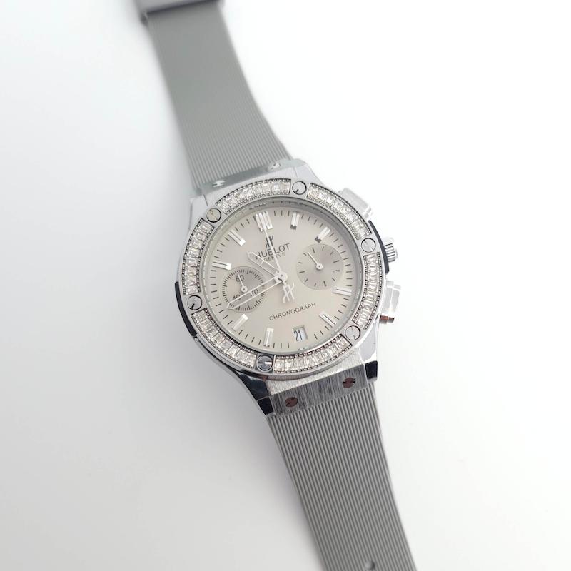 ساعت مچی زنانه هابلوت HUBLOT A919G با 3 موتور فعال کرنوگراف کد 3315