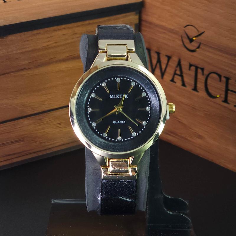 ساعت مچی زنانه میکتیک Miktik طراحی مینیمال مناسب تیپ های کژوال کد 4300