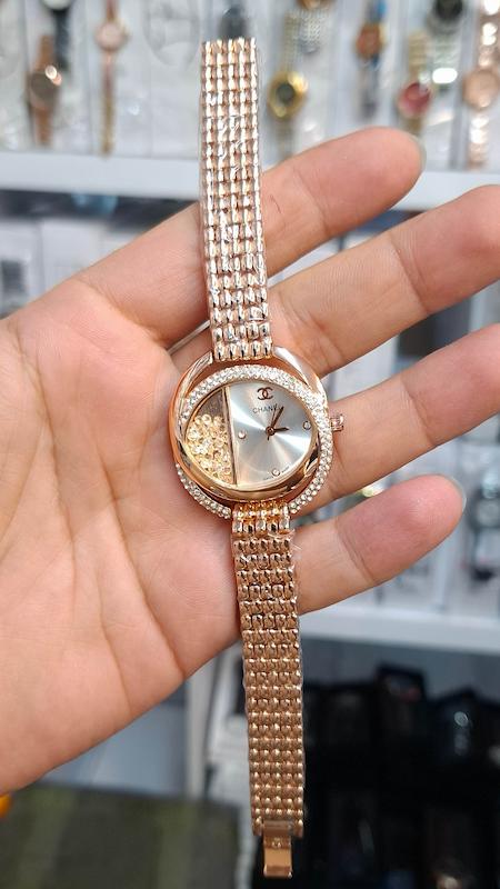 ساعت مچی زنانه چنل Chanel موتور کوارتز باکیفیت و طراحی زیبا کد 4490