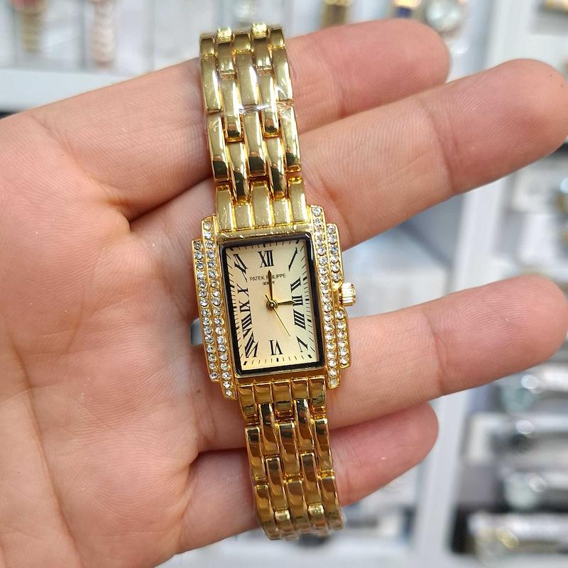 ساعت مچی زنانه پتک فیلیپ Patek Philippe موتور کوارتز باکیفیت و طراحی زیبا کد 4528