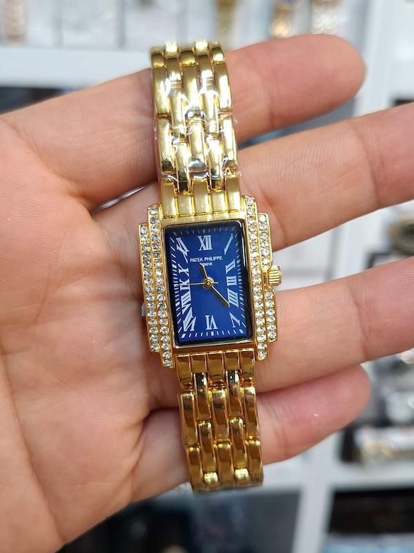 ساعت مچی زنانه پتک فیلیپ Patek Philippe موتور کوارتز باکیفیت و طراحی زیبا کد 4529