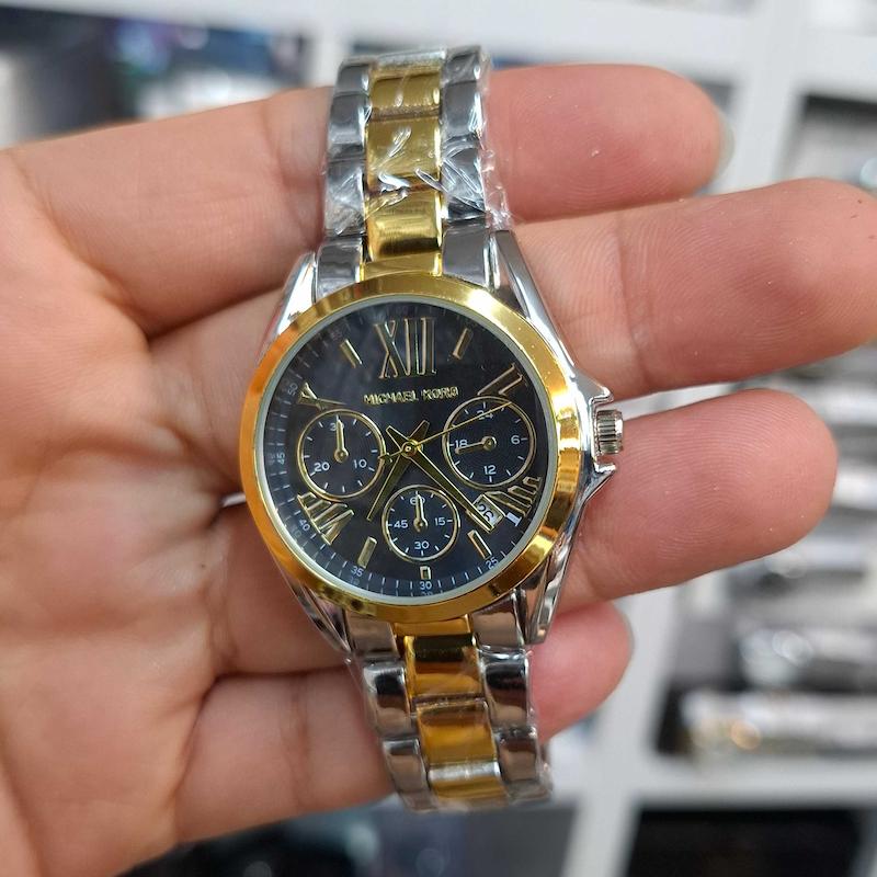 ساعت مچی زنانه مایکل کورس Michael Kors موتور کوارتز باکیفیت و طراحی زیبا کد 4560